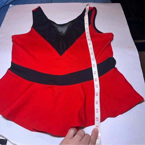 Bebe Red Black Peplum Top Mesh Front Women’s Size Large Business Casual - Picture 4 of 8